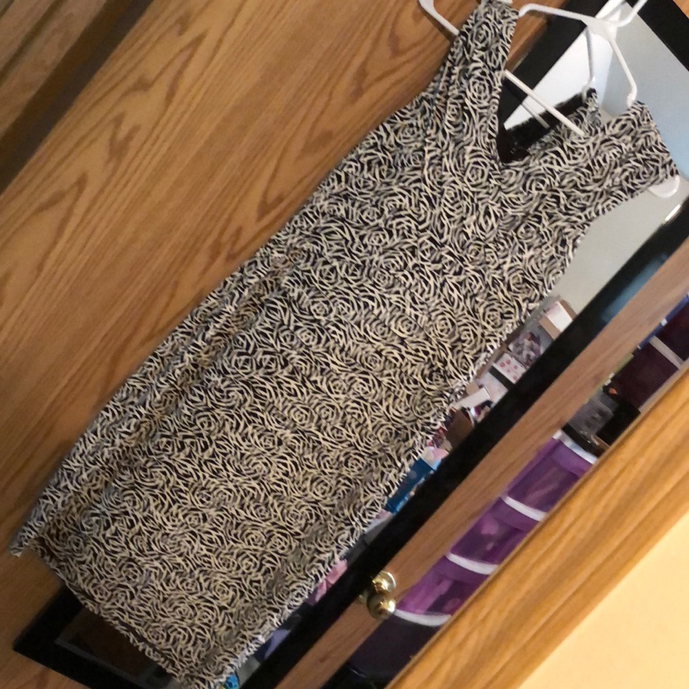 London Times Dress 👗 size 6 Worn like 3 Times!